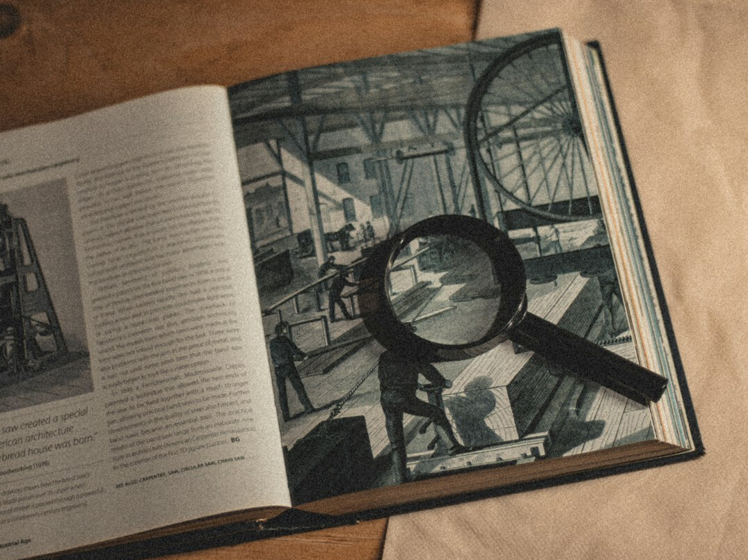 store detective investigating