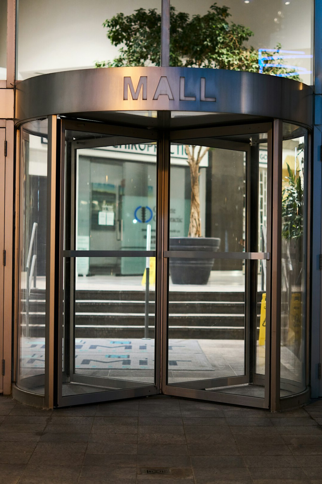 mall security team